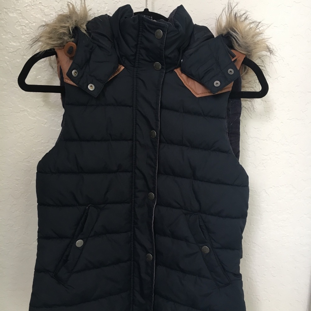 Navy Blue Puffer Vest from H&M